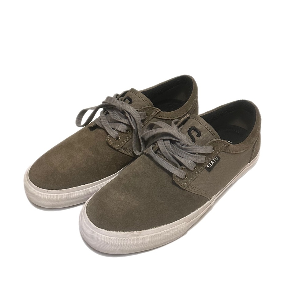 Free and Liberated‎ State Men’s Sneakers